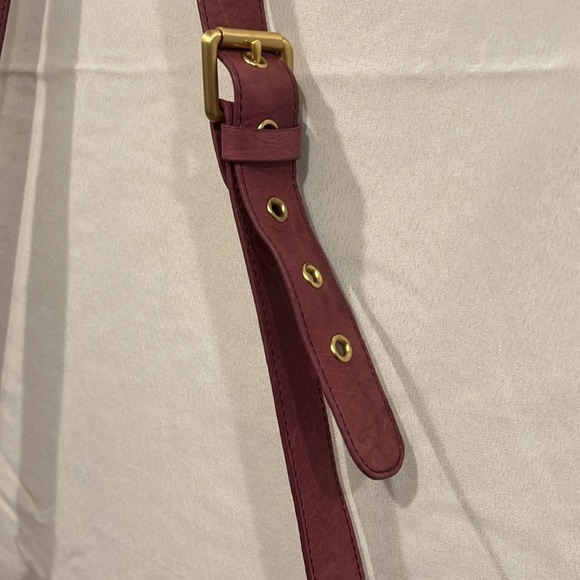 Isabella Fiore Burgundy Tote with Brass Accents - Picture 3 of 16